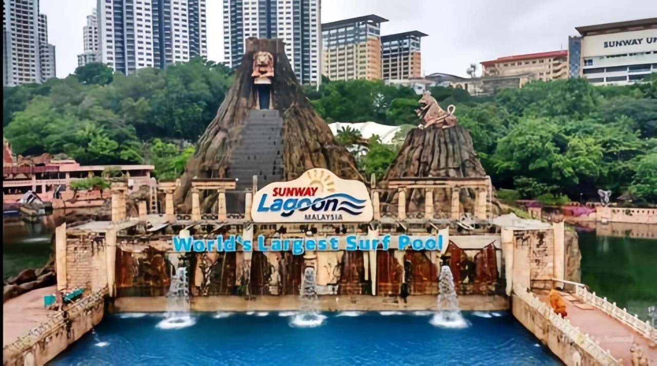 Exclusive Family Suites 5-6 Pax @ Sunway Pyramid بيتالينغ جايا المظهر الخارجي الصورة