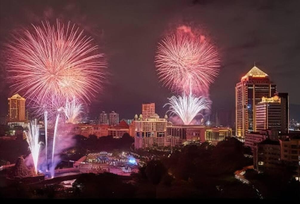 Exclusive Family Suites 5-6 Pax @ Sunway Pyramid بيتالينغ جايا المظهر الخارجي الصورة